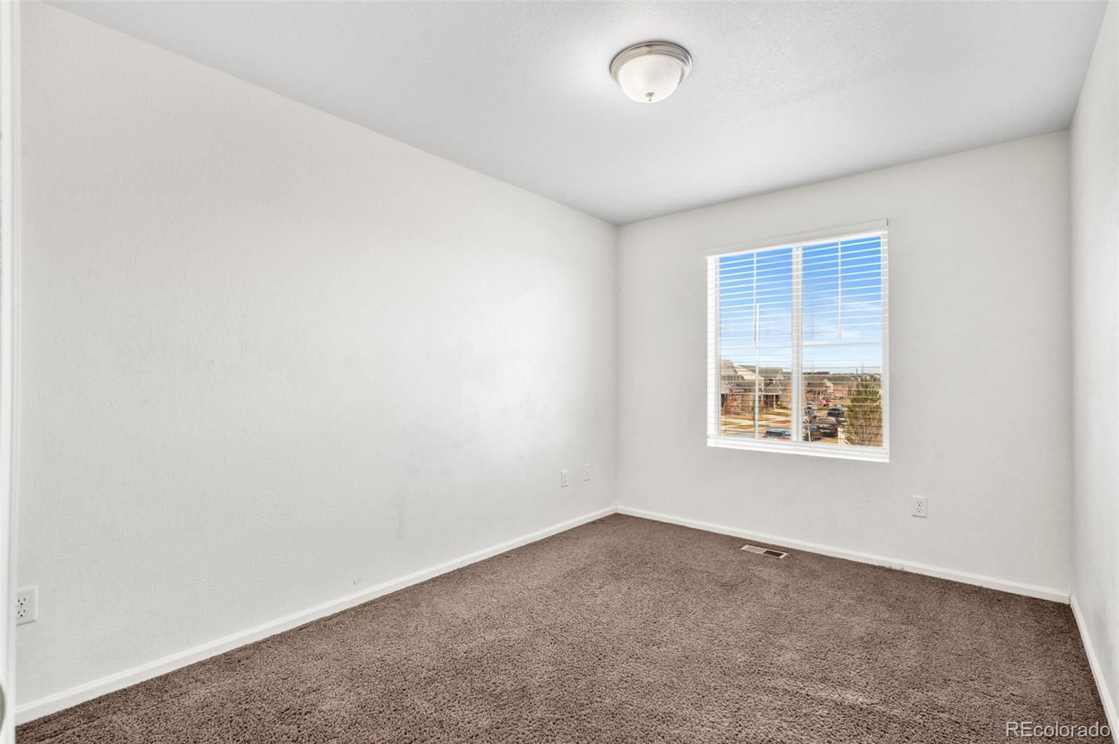 MLS Image #17 for 18260 e 44th avenue,denver, Colorado