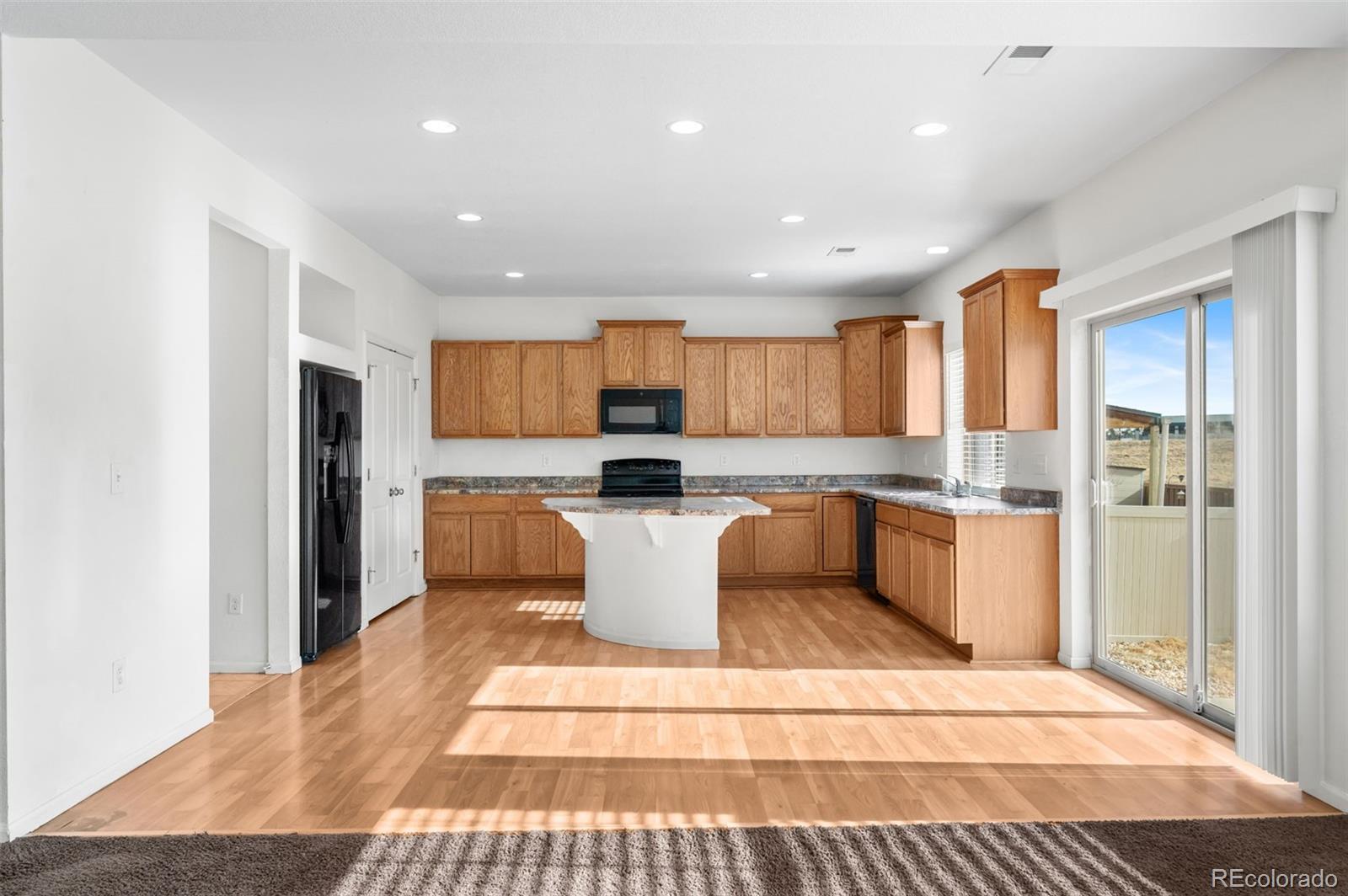 MLS Image #3 for 18260 e 44th avenue,denver, Colorado