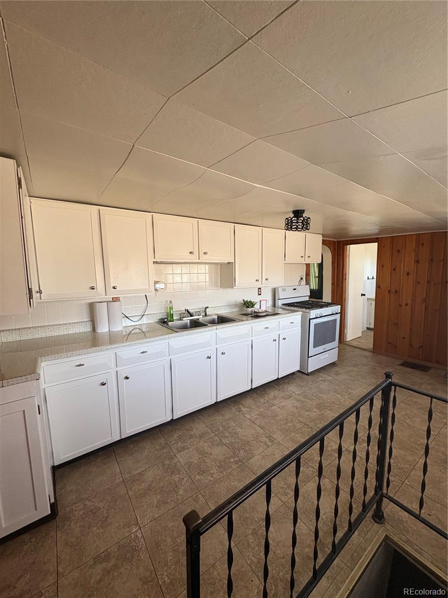 MLS Image #23 for 812  state street,trinidad, Colorado