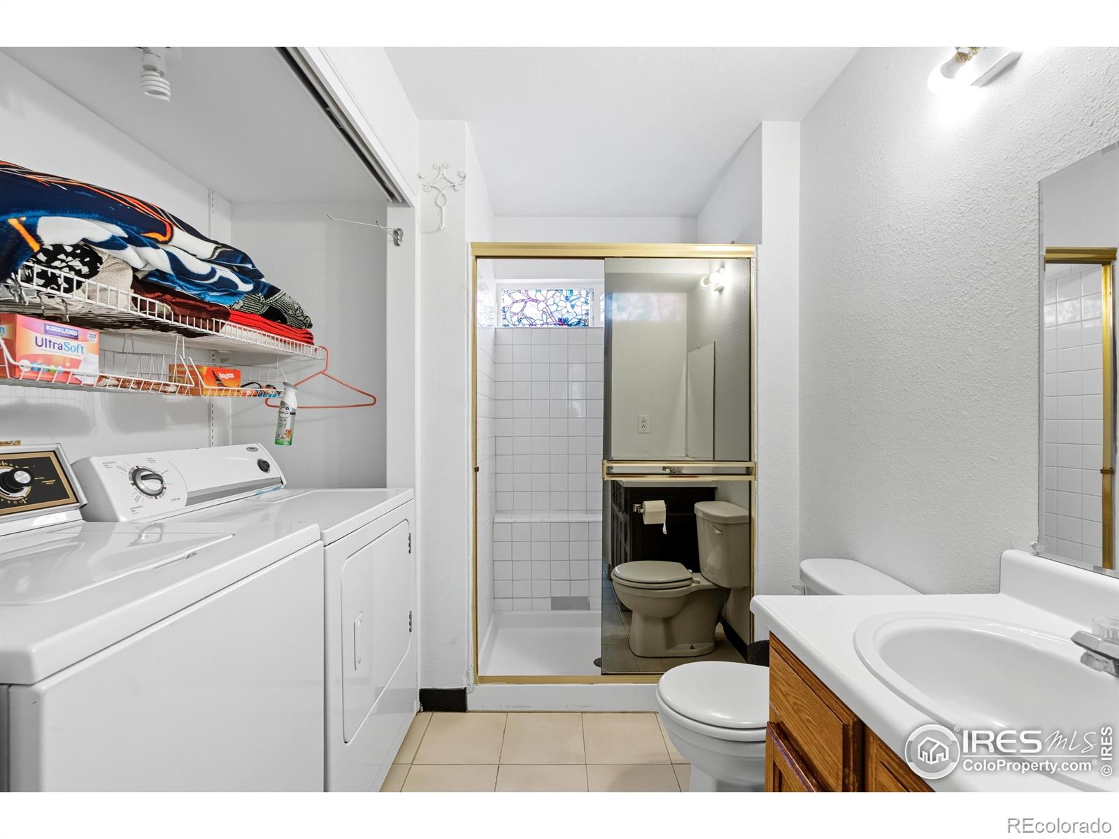 MLS Image #13 for 14509  andrews drive,denver, Colorado