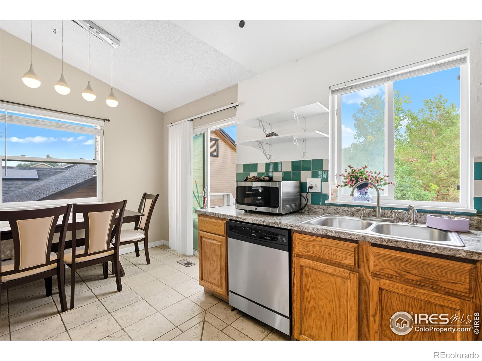 MLS Image #24 for 14509  andrews drive,denver, Colorado