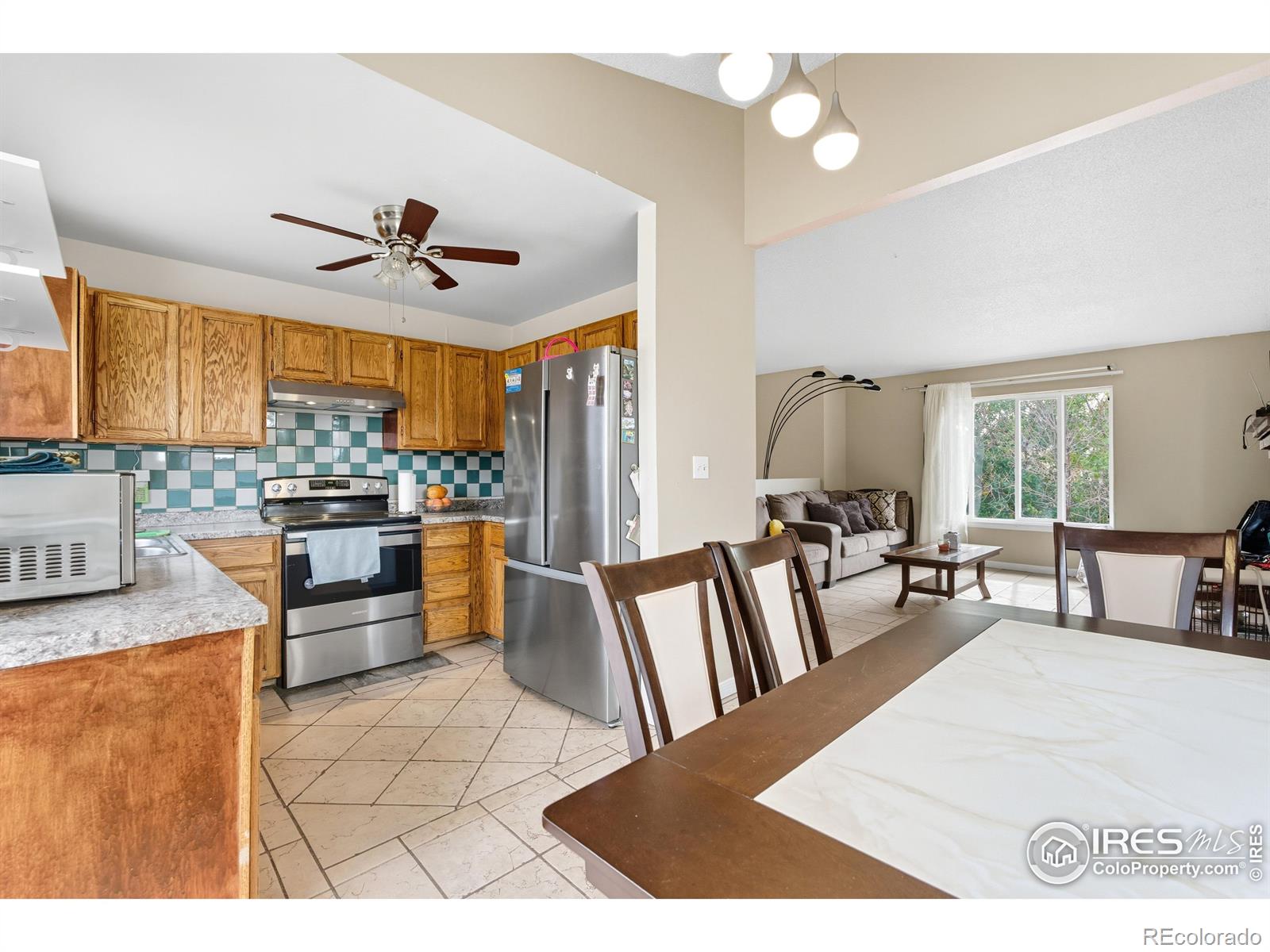 MLS Image #4 for 14509  andrews drive,denver, Colorado