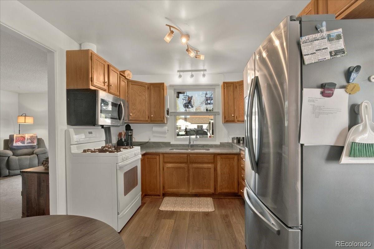 MLS Image #5 for 5211  dover street,arvada, Colorado