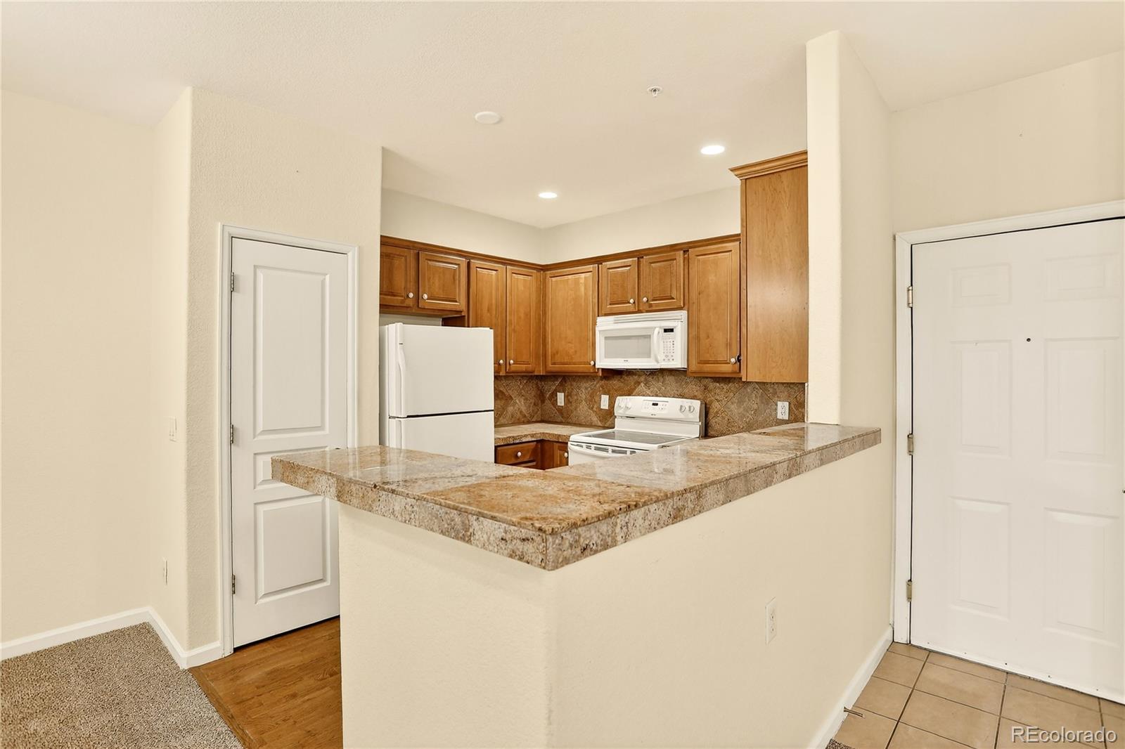 MLS Image #13 for 8039  lee drive,arvada, Colorado