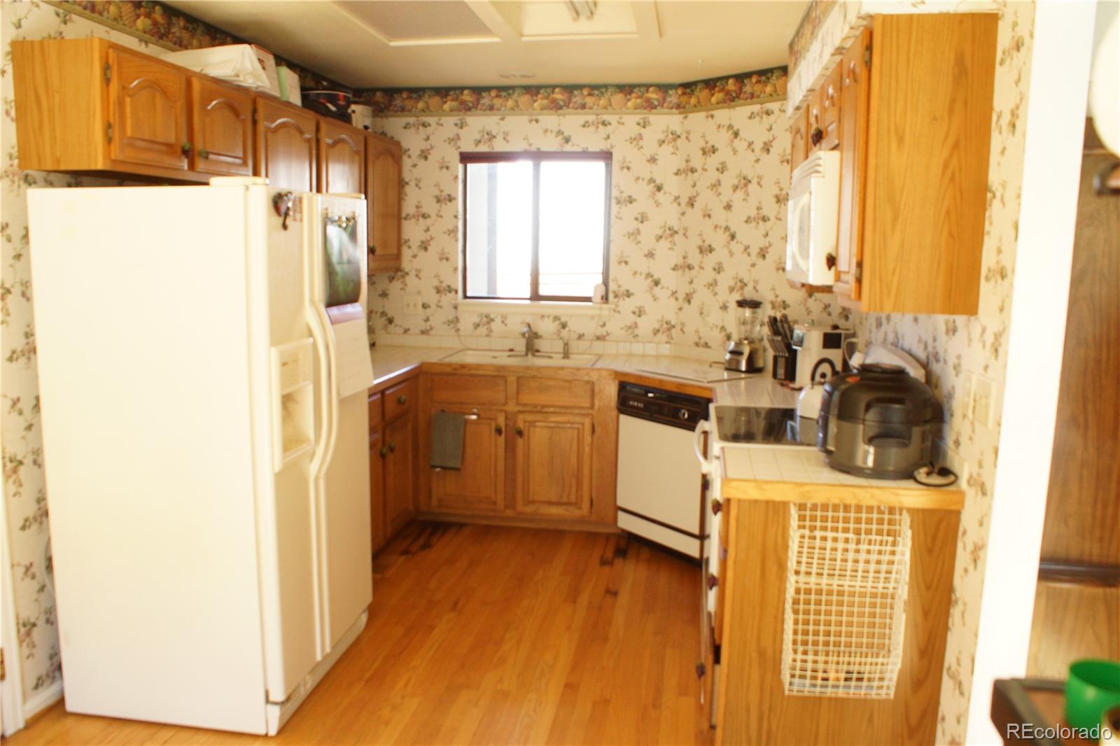 MLS Image #3 for 11183 e baltic place,aurora, Colorado