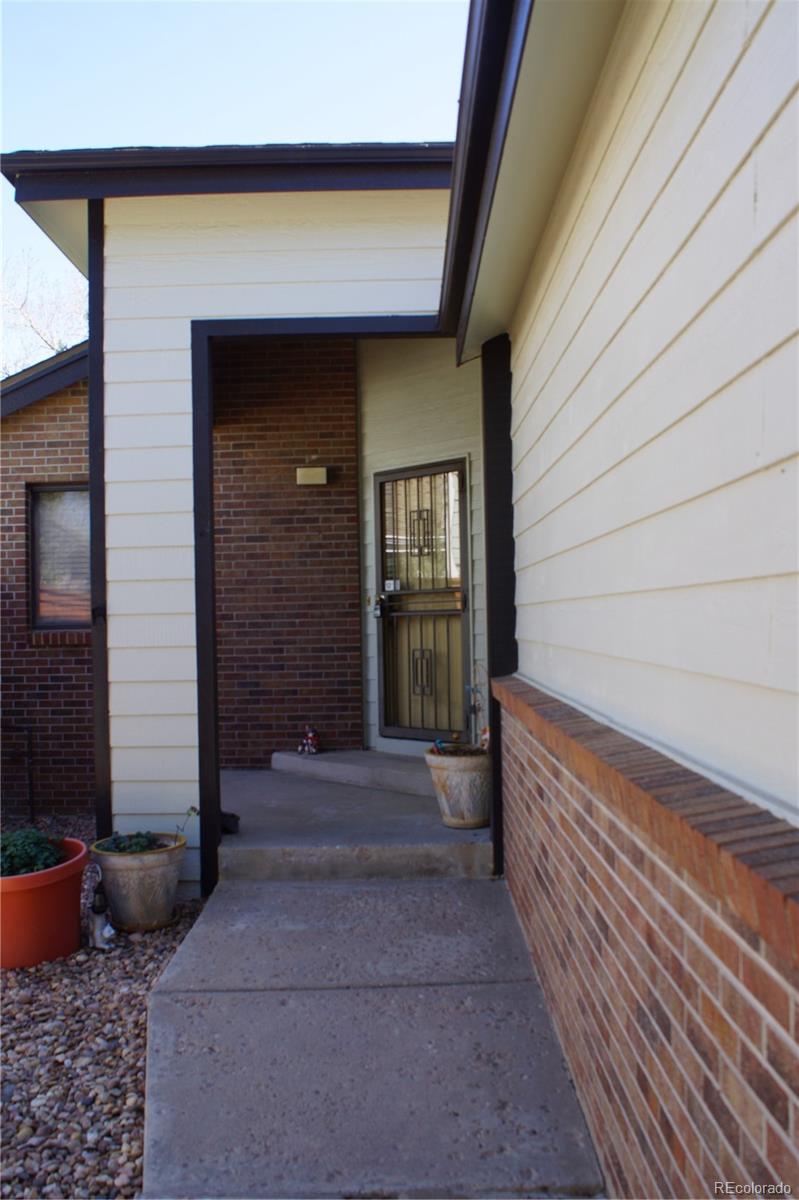 MLS Image #37 for 11183 e baltic place,aurora, Colorado
