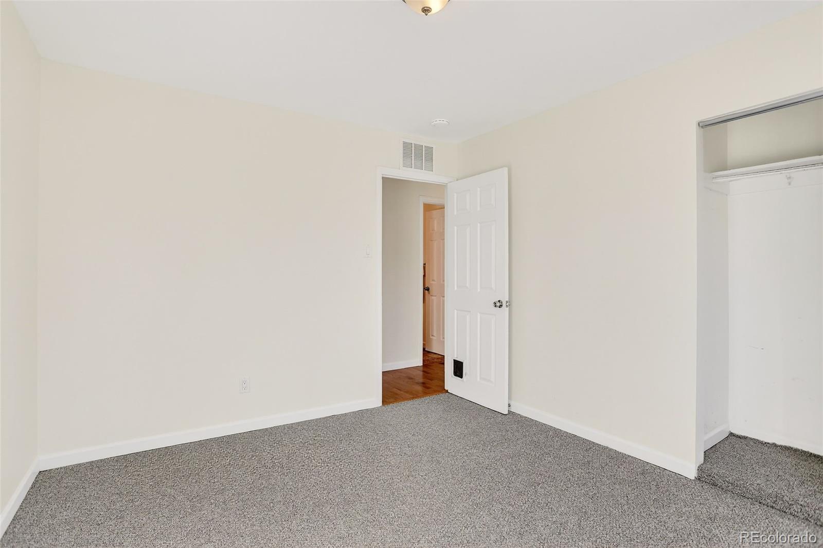 MLS Image #24 for 2836 s grape way,denver, Colorado