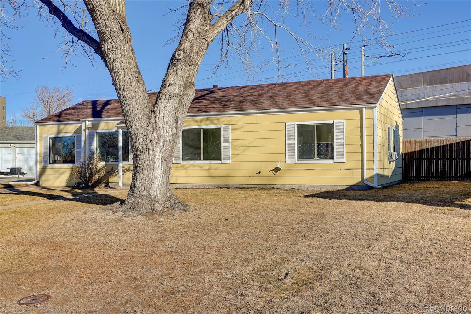 MLS Image #28 for 2836 s grape way,denver, Colorado