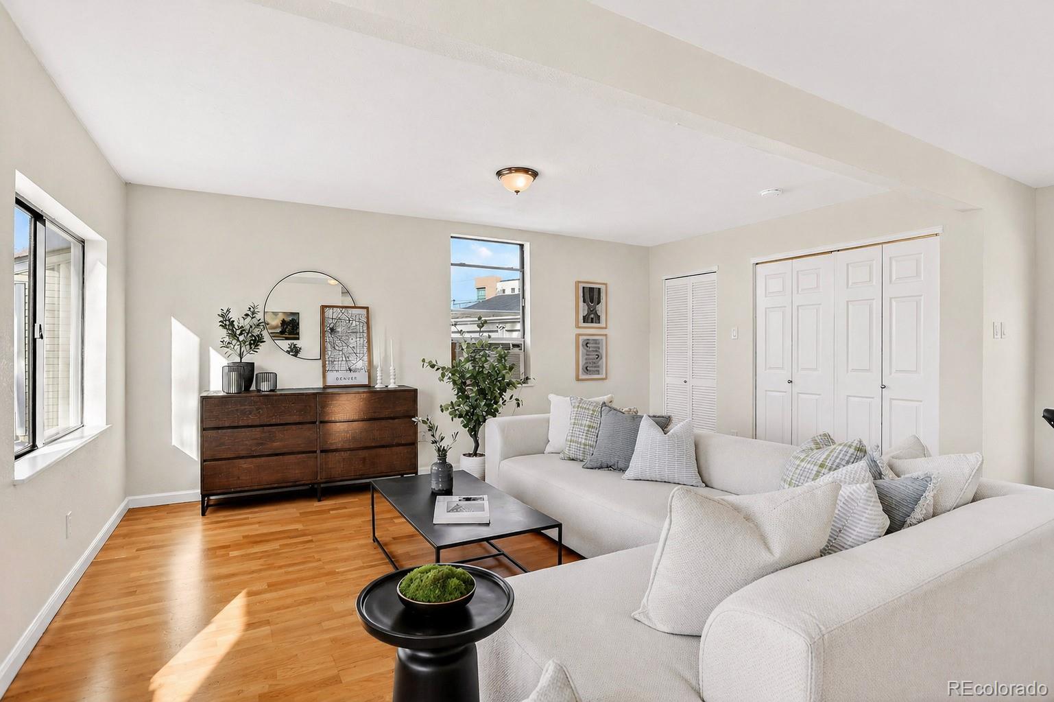 MLS Image #8 for 2836 s grape way,denver, Colorado