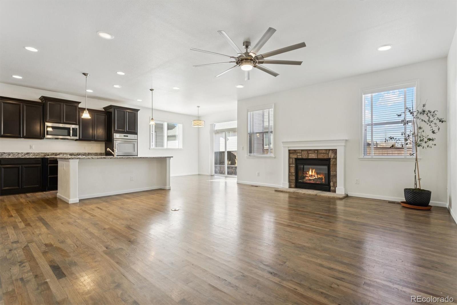 MLS Image #5 for 11527  jasper street,commerce city, Colorado