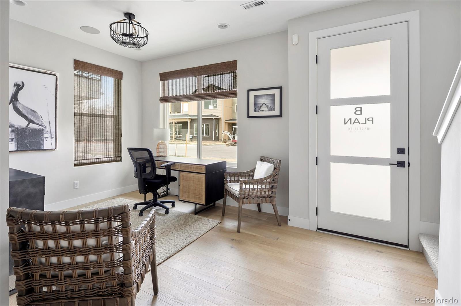 MLS Image #7 for 888 s valentia street,denver, Colorado