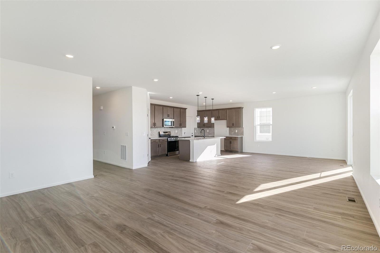 MLS Image #20 for 1651 s gold bug way,aurora, Colorado