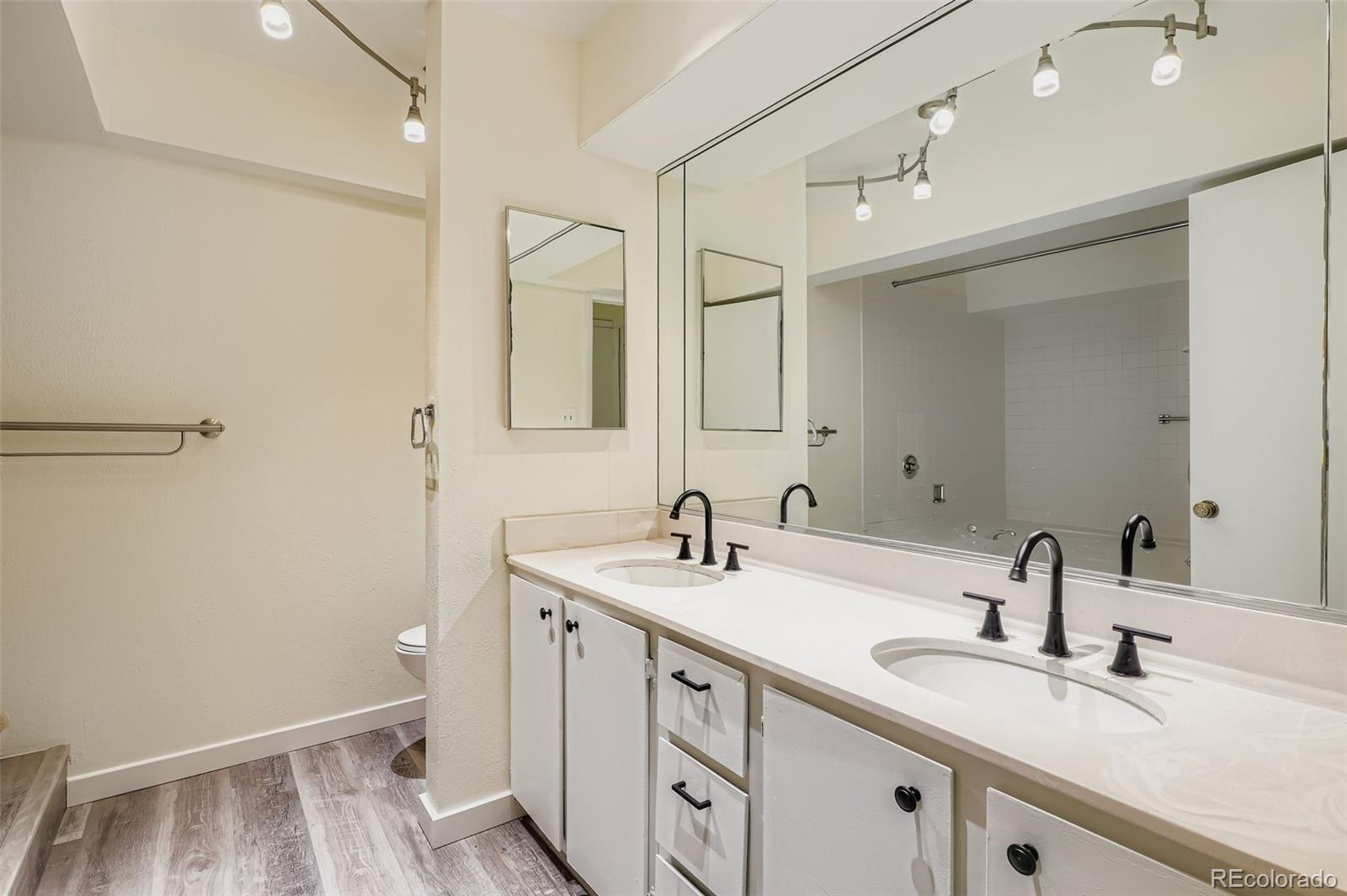 MLS Image #16 for 7255 e quincy avenue 403,denver, Colorado