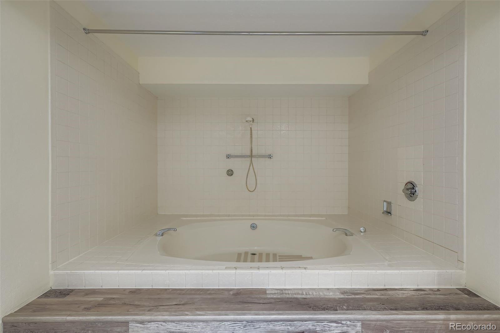 MLS Image #17 for 7255 e quincy avenue 403,denver, Colorado