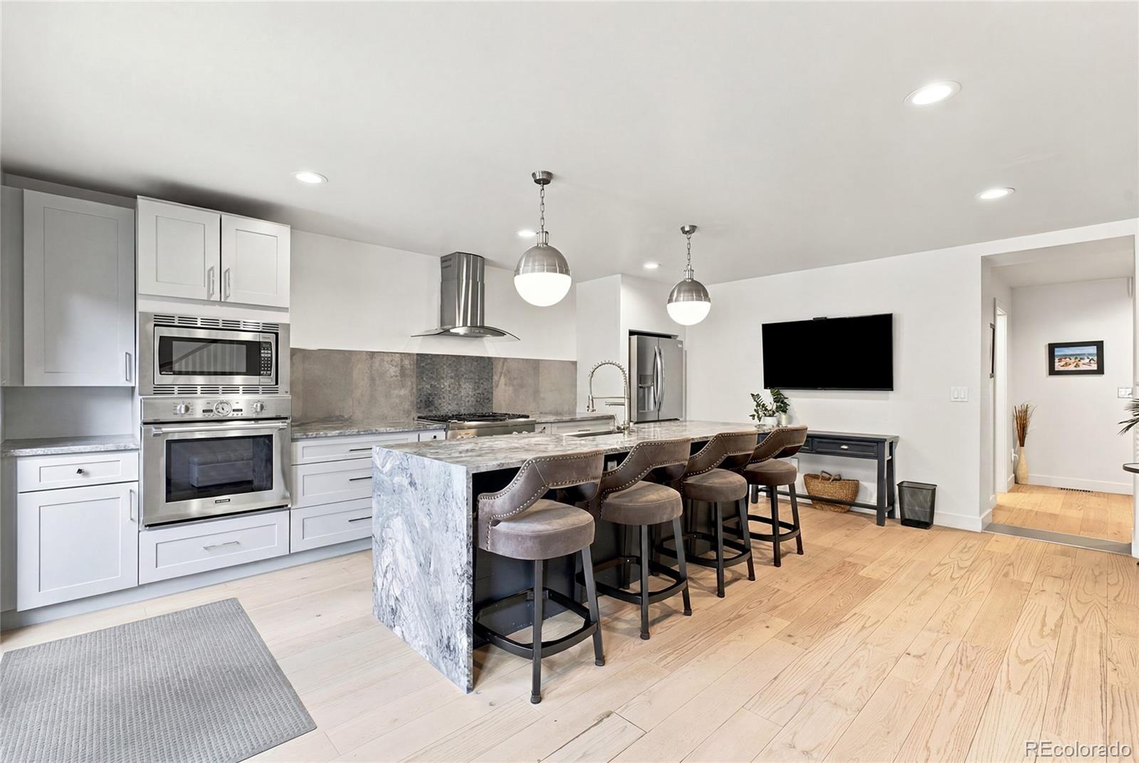 MLS Image #9 for 1531 e alameda avenue,denver, Colorado