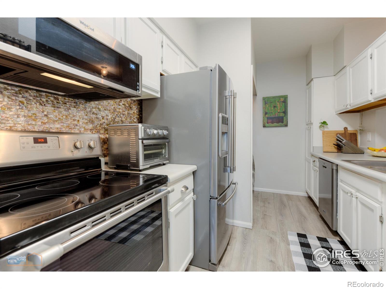 MLS Image #5 for 7443  singing hills court,boulder, Colorado