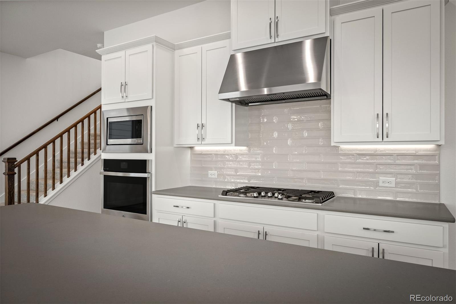 MLS Image #10 for 4595  peak crest view,colorado springs, Colorado
