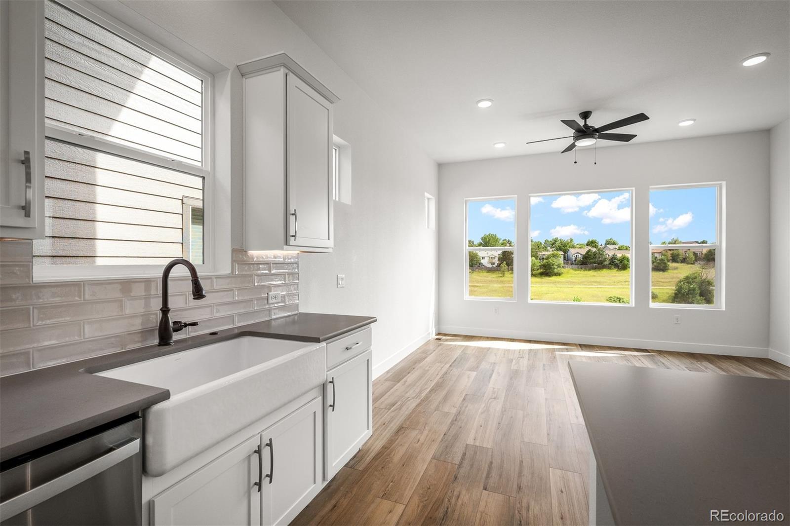 MLS Image #12 for 4595  peak crest view,colorado springs, Colorado
