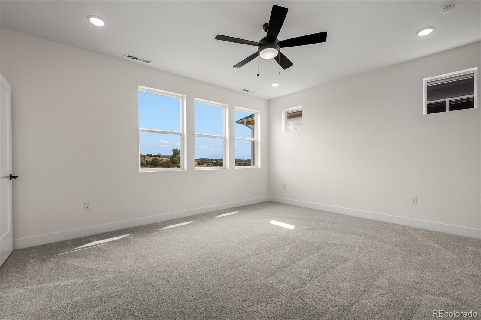 MLS Image #18 for 4595  peak crest view,colorado springs, Colorado