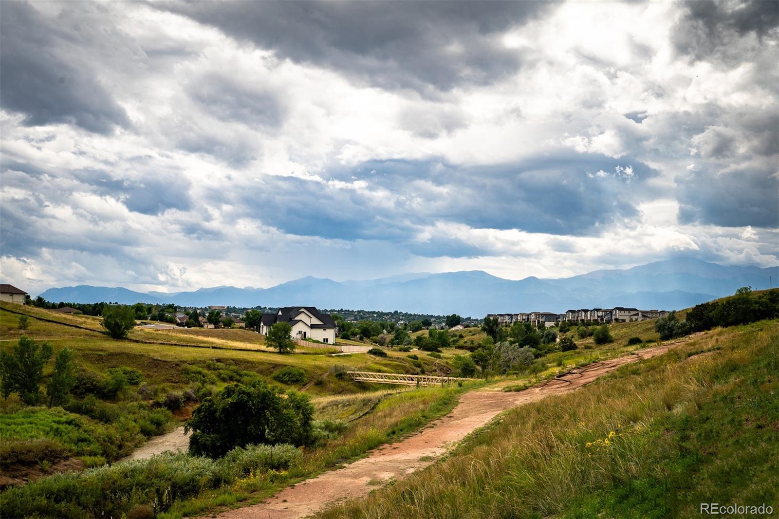 MLS Image #38 for 4595  peak crest view,colorado springs, Colorado