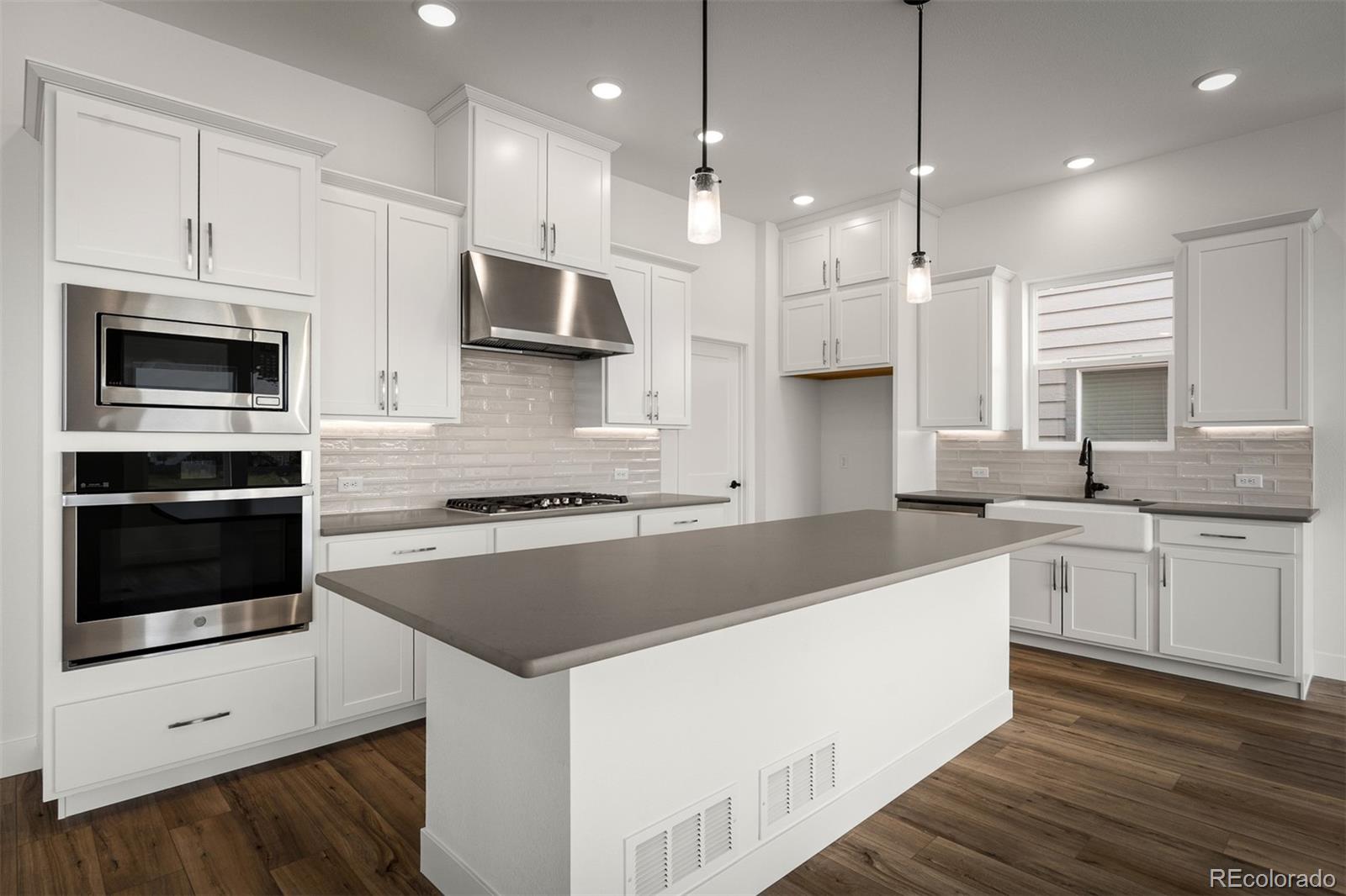 MLS Image #9 for 4595  peak crest view,colorado springs, Colorado