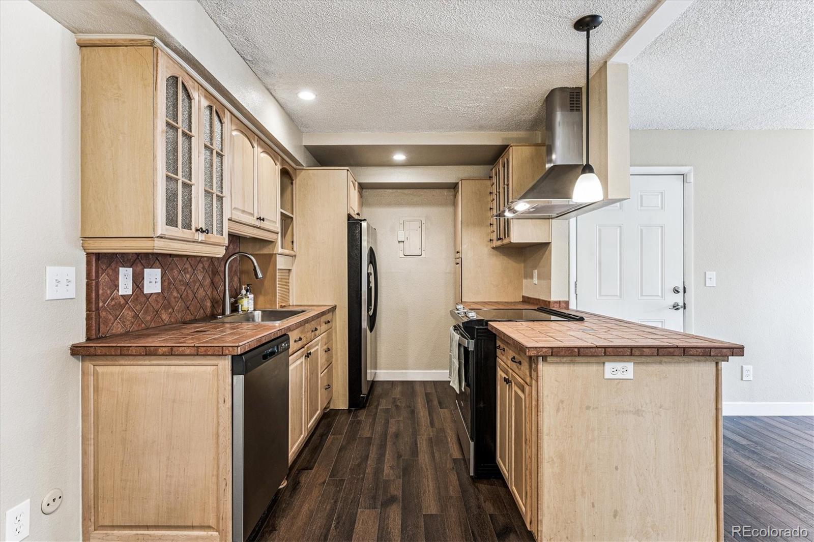 MLS Image #6 for 14111 e jewell avenue 102,aurora, Colorado