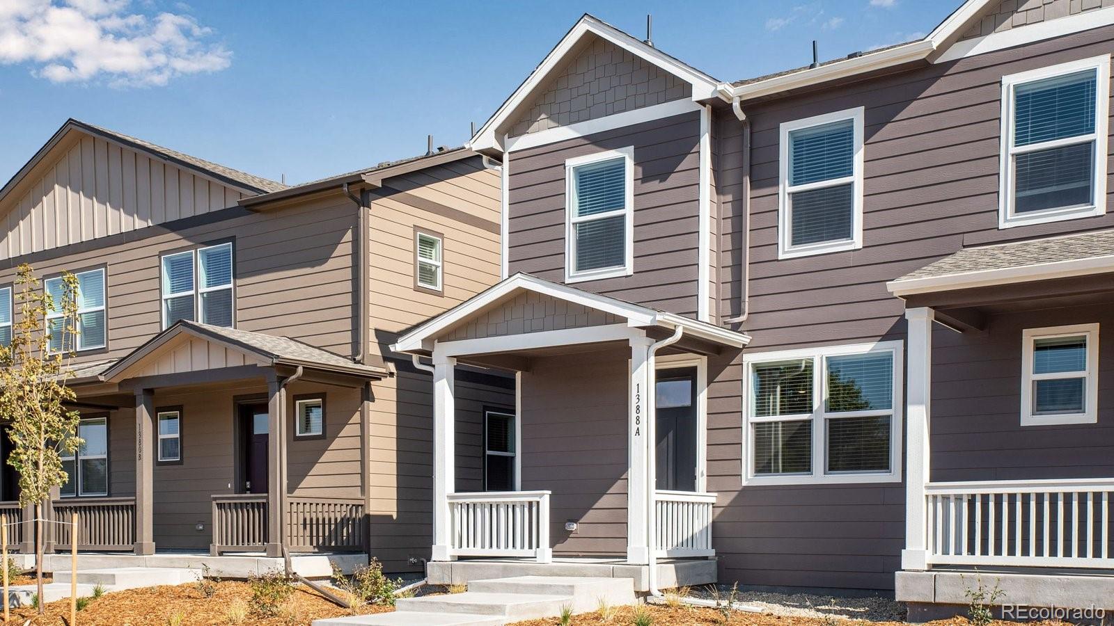 MLS Image #2 for 1381 s chester street,denver, Colorado