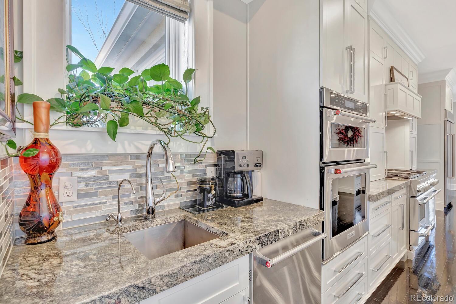 MLS Image #11 for 4101 e 17th avenue parkway,denver, Colorado