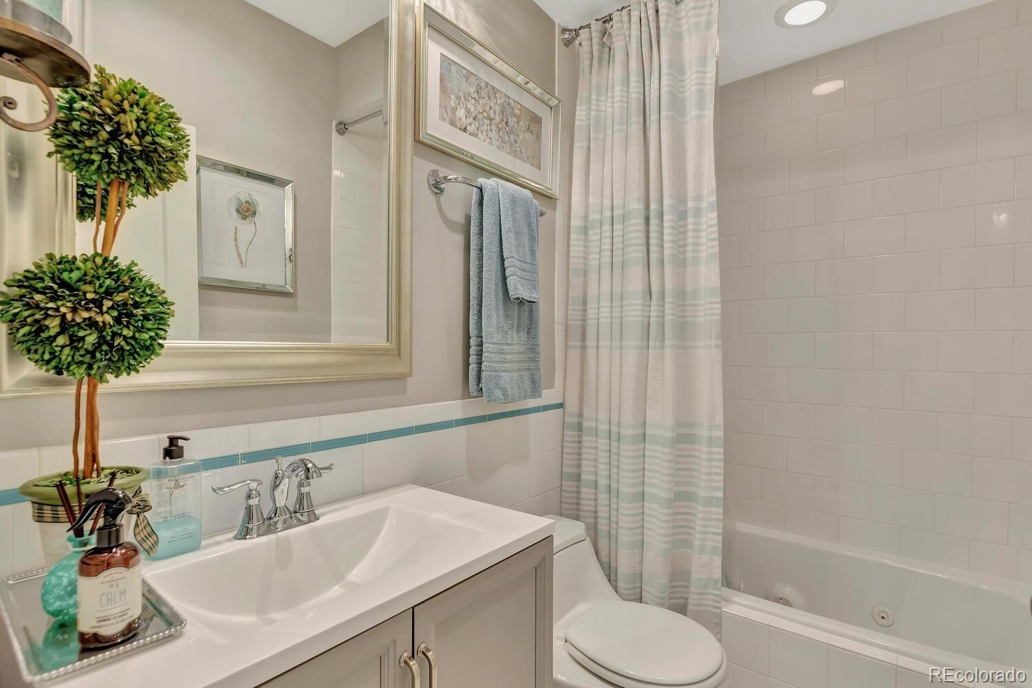 MLS Image #32 for 4101 e 17th avenue parkway,denver, Colorado
