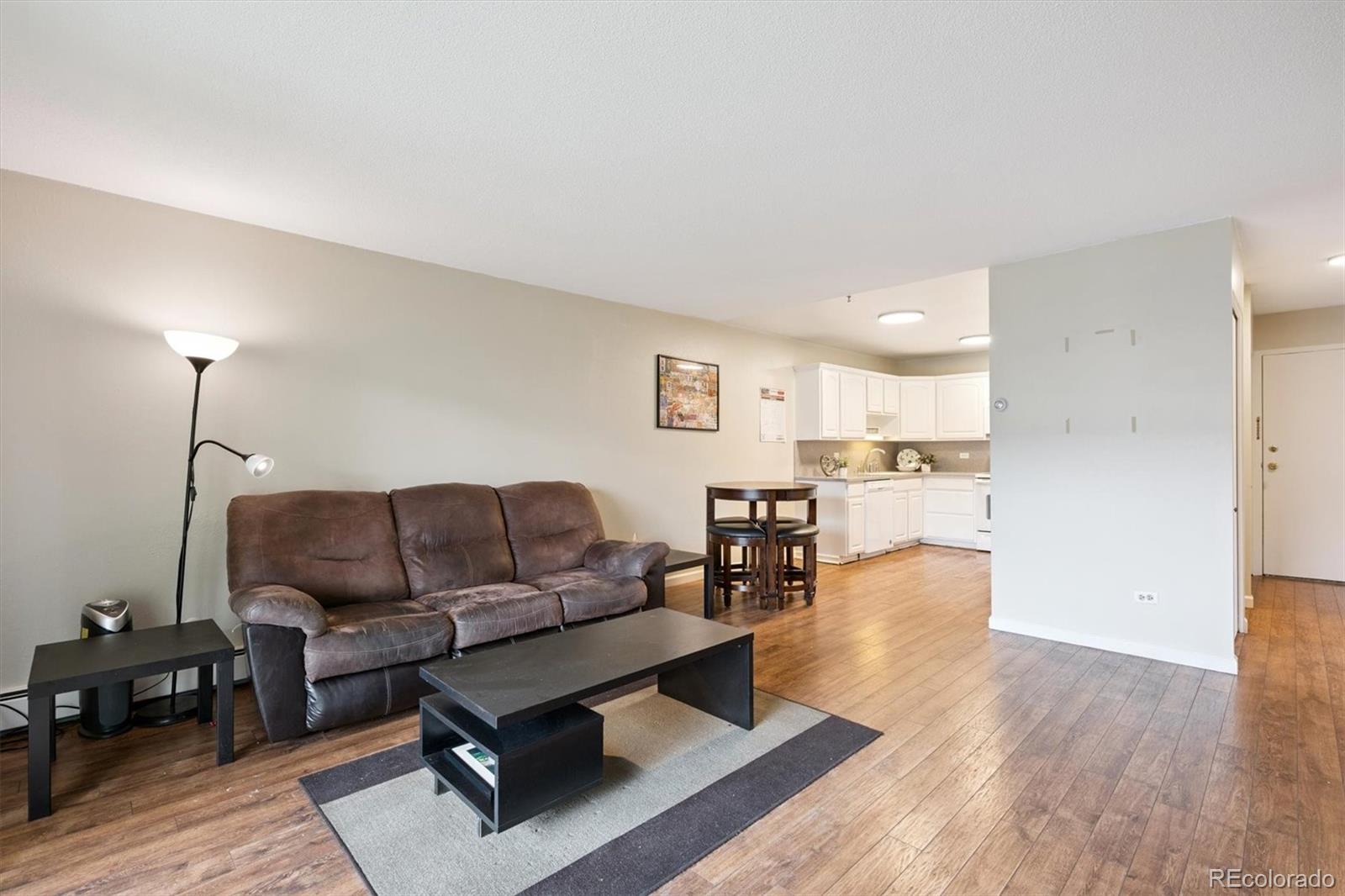 MLS Image #9 for 605 s alton way 12b,denver, Colorado