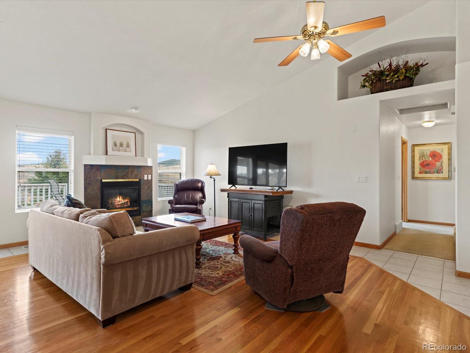 MLS Image #3 for 5272  country club drive,larkspur, Colorado