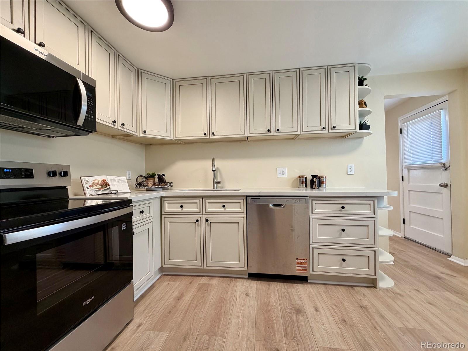 MLS Image #5 for 8940  cole drive,arvada, Colorado