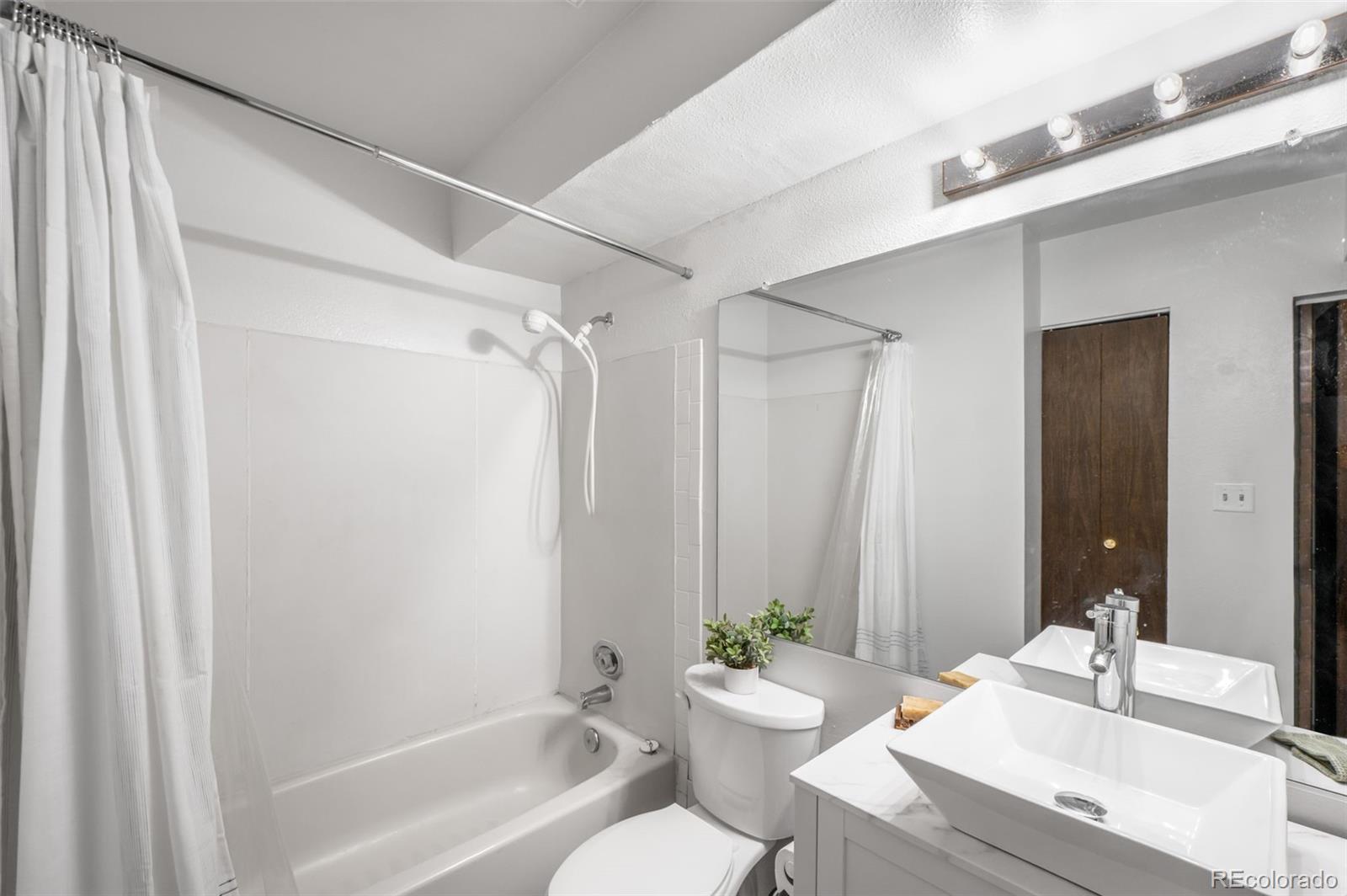 MLS Image #16 for 4400 s quebec street,denver, Colorado