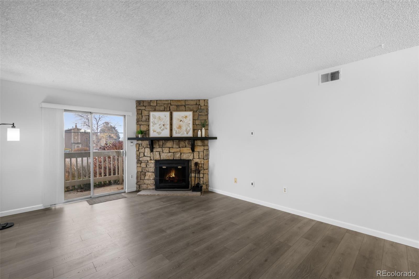 MLS Image #4 for 4400 s quebec street,denver, Colorado