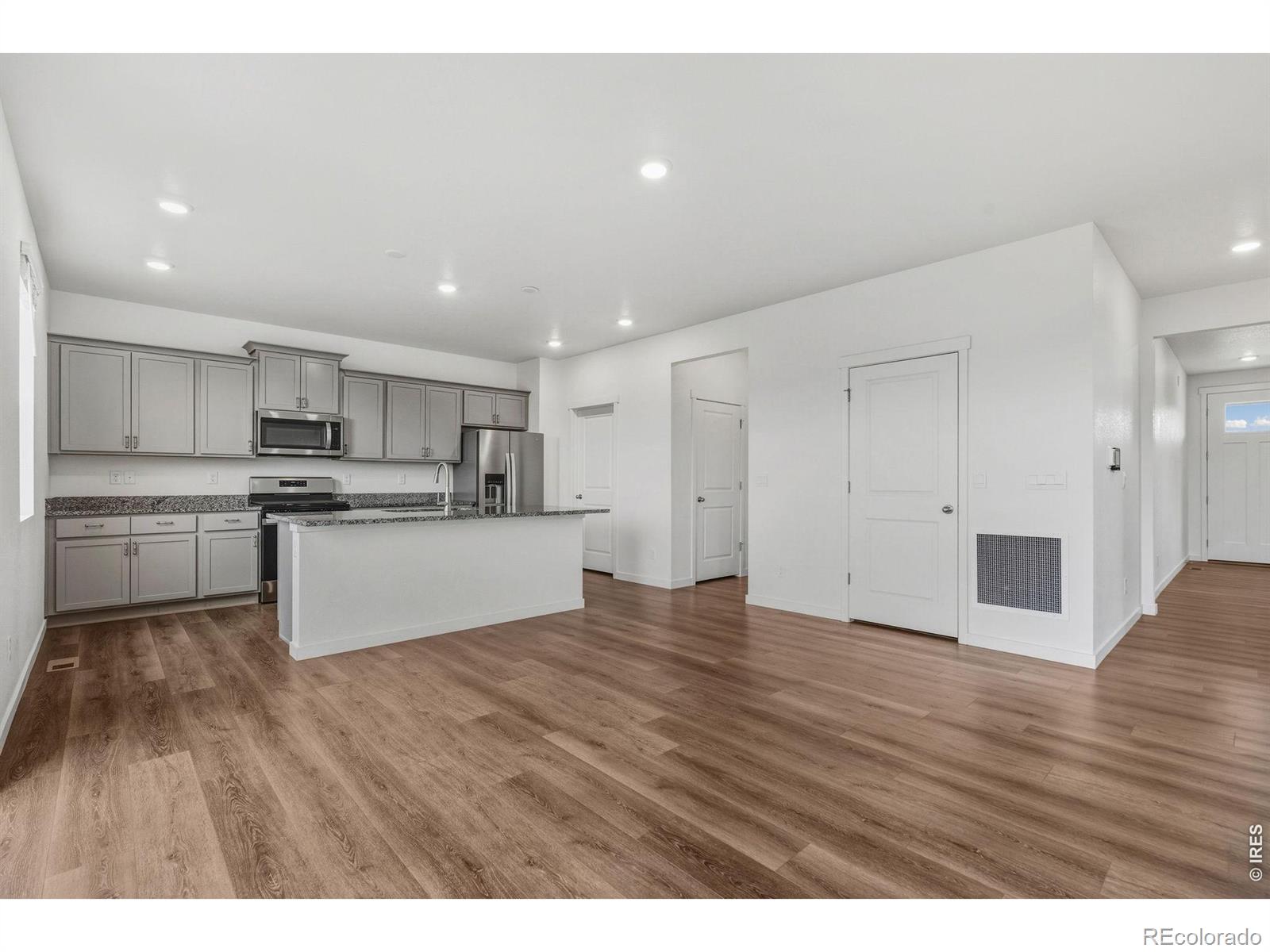 MLS Image #11 for 5978  amerifax drive,windsor, Colorado