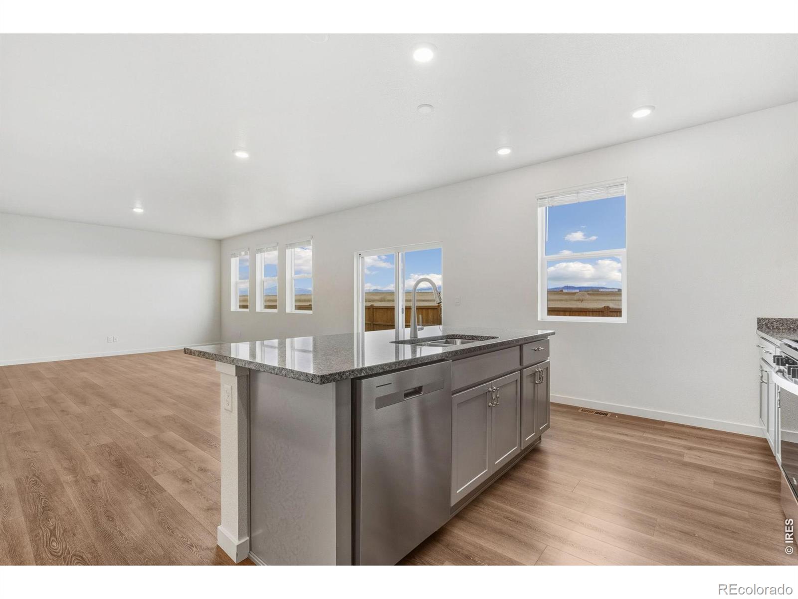 MLS Image #15 for 5978  amerifax drive,windsor, Colorado