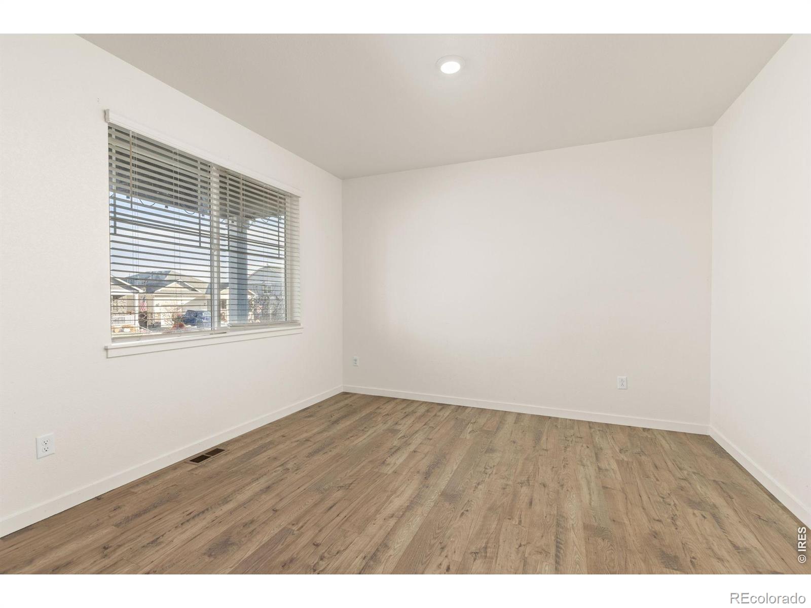 MLS Image #14 for 232  swallow road,johnstown, Colorado