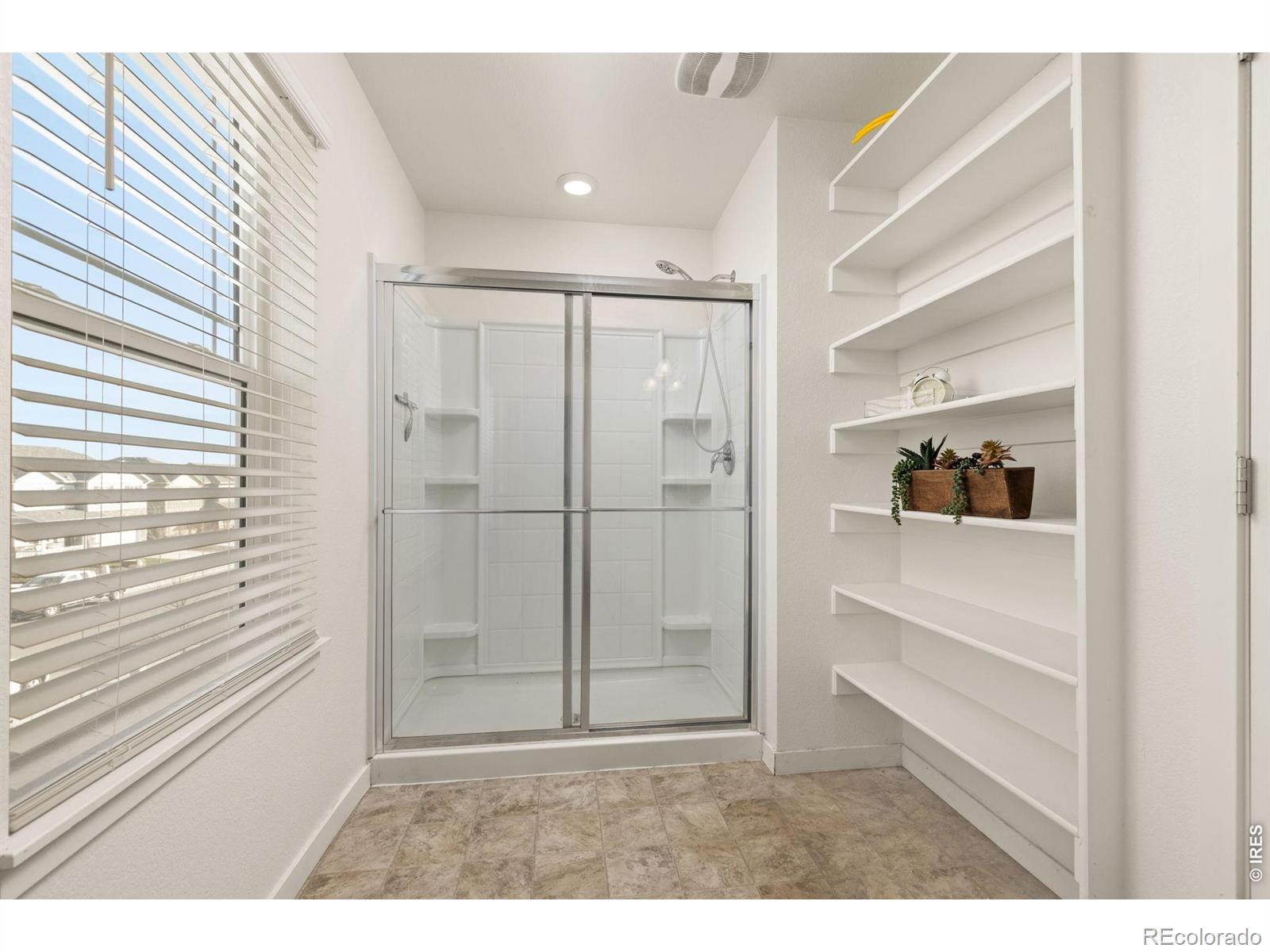 MLS Image #21 for 232  swallow road,johnstown, Colorado