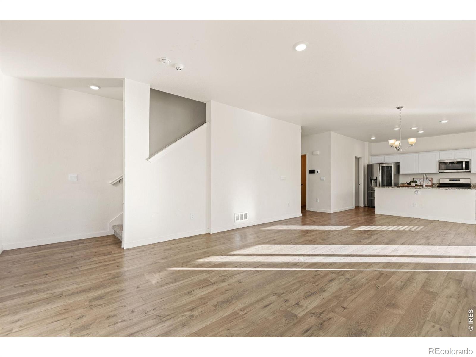 MLS Image #8 for 232  swallow road,johnstown, Colorado