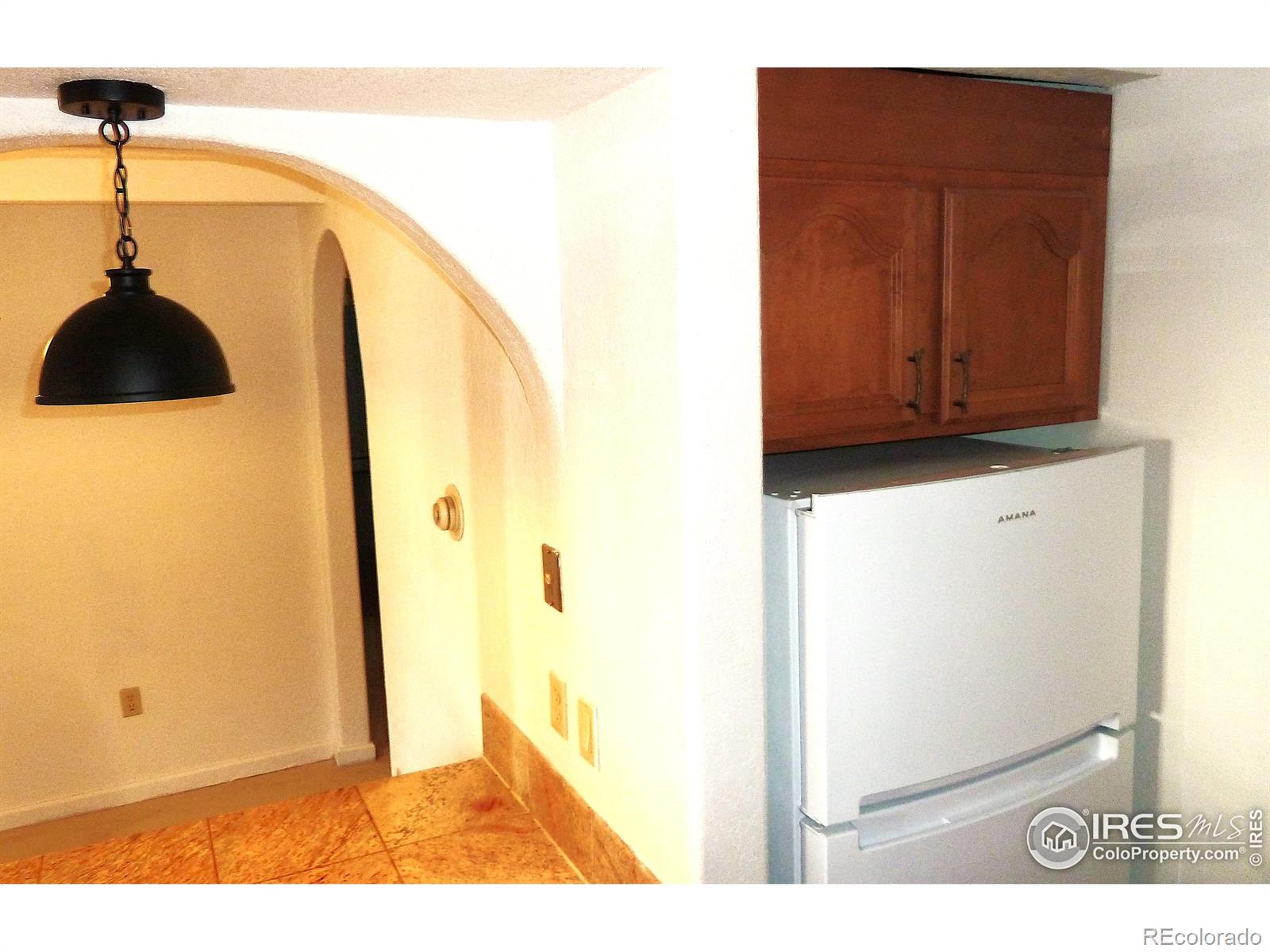 MLS Image #3 for 590 n logan street,denver, Colorado