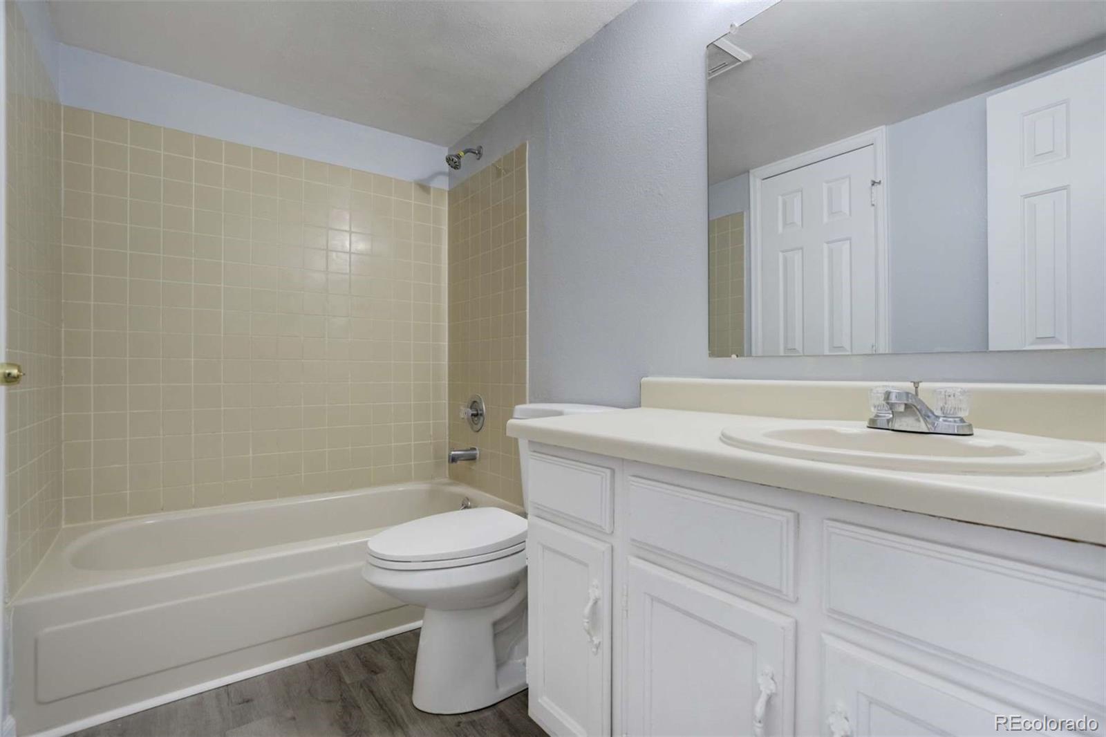 MLS Image #17 for 16001 e alaska place,aurora, Colorado