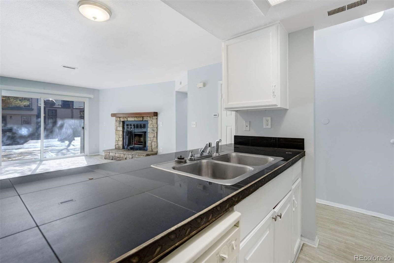 MLS Image #20 for 16001 e alaska place,aurora, Colorado