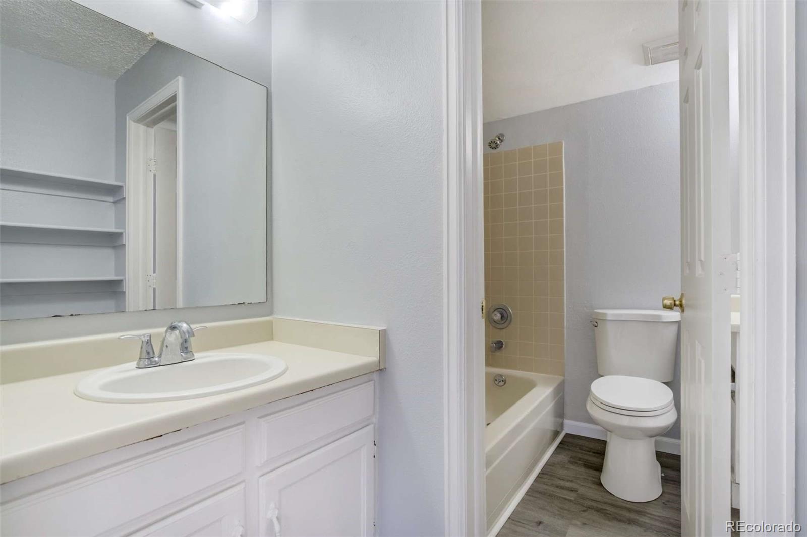MLS Image #22 for 16001 e alaska place,aurora, Colorado