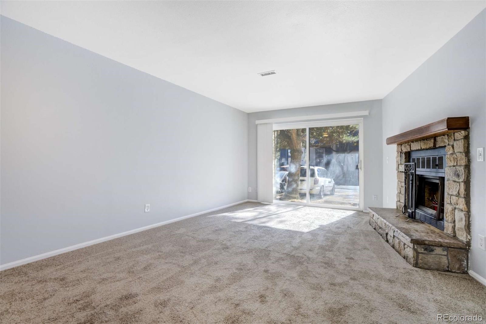 MLS Image #3 for 16001 e alaska place,aurora, Colorado