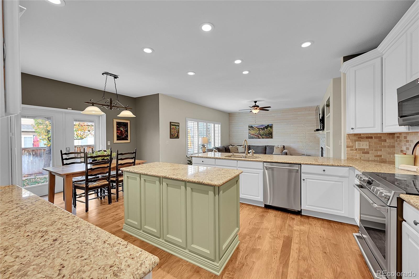 MLS Image #10 for 9424 s hackberry lane,highlands ranch, Colorado