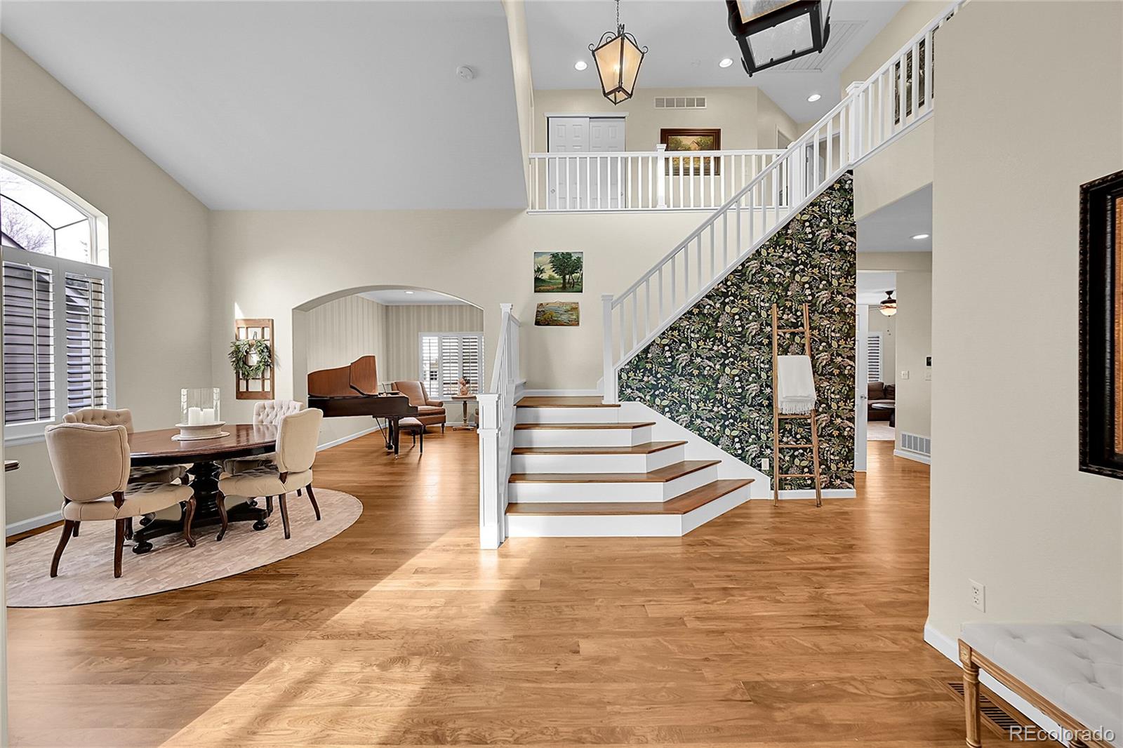 MLS Image #2 for 9424 s hackberry lane,highlands ranch, Colorado