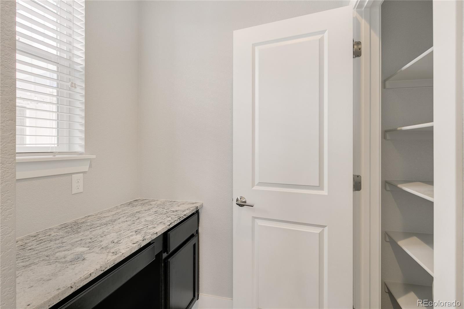 MLS Image #11 for 13735  shoshone lane,broomfield, Colorado