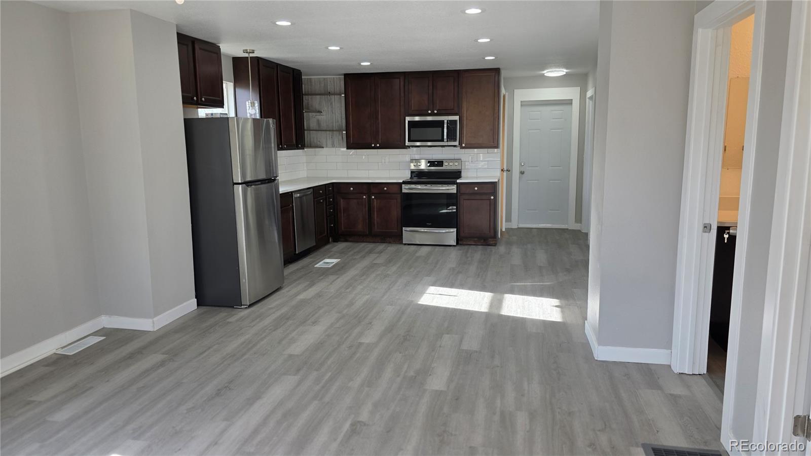 MLS Image #4 for 408 n logan avenue,fleming, Colorado