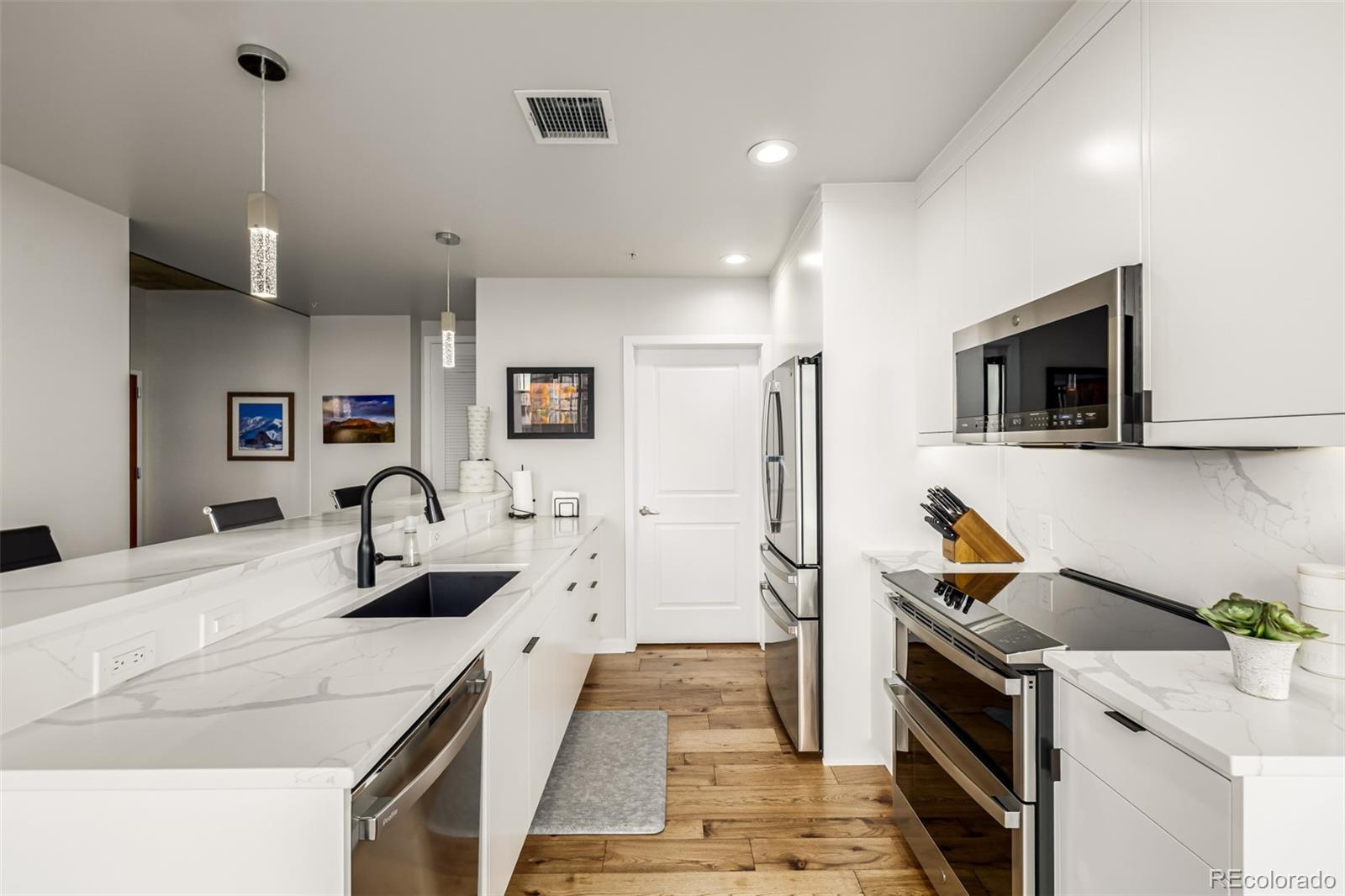 MLS Image #3 for 1700  bassett street 1412,denver, Colorado