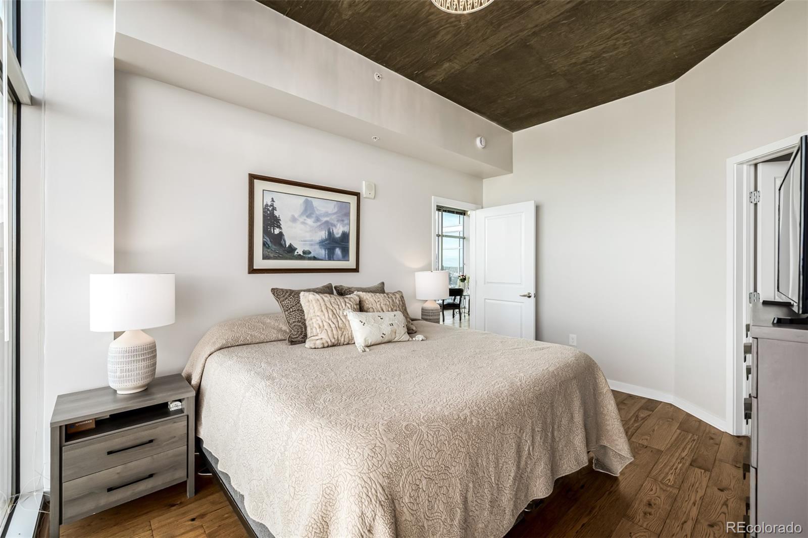 MLS Image #8 for 1700  bassett street 1412,denver, Colorado